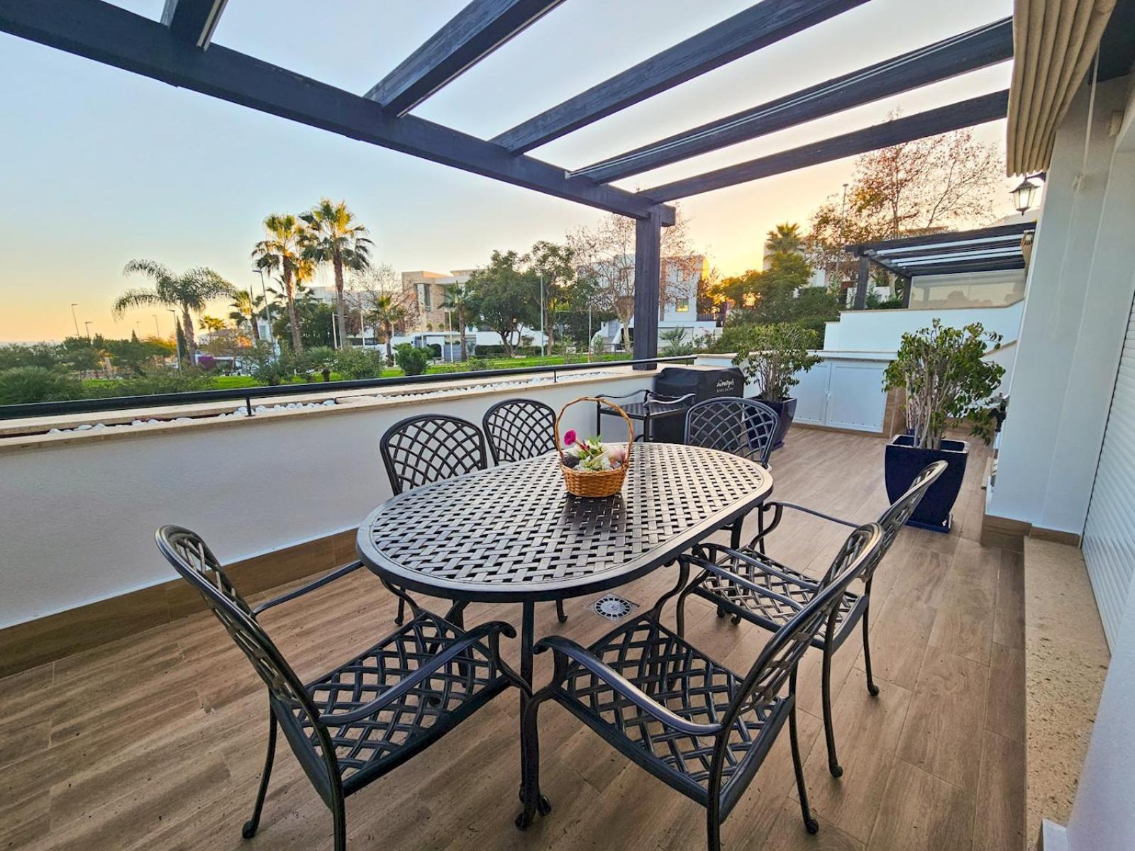 Pass The Keys Spacious 4-bed With Jacuzzi Bbq Holiday home Marbella