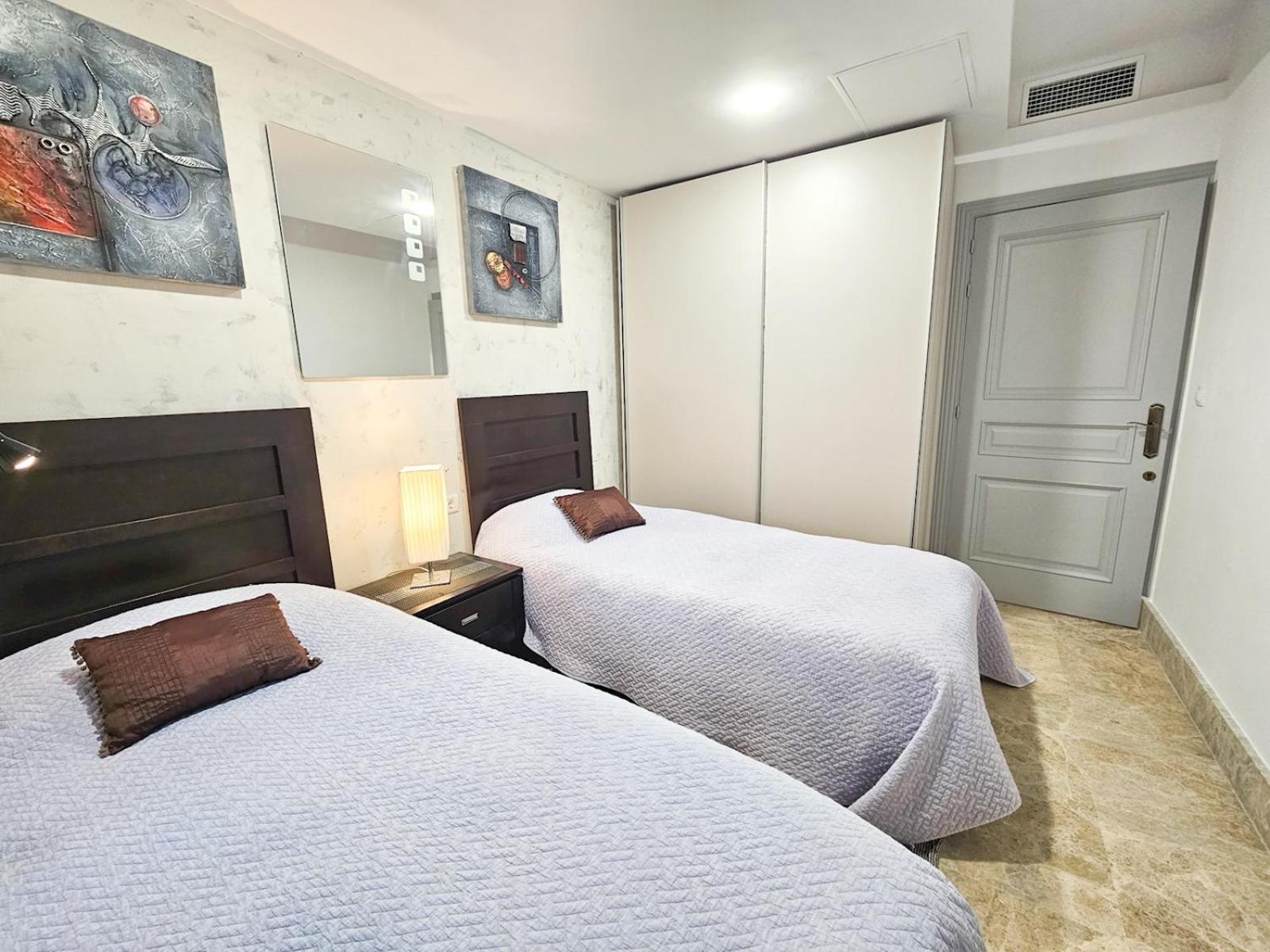 Holiday home Pass The Keys Spacious 4-bed With Jacuzzi Bbq
