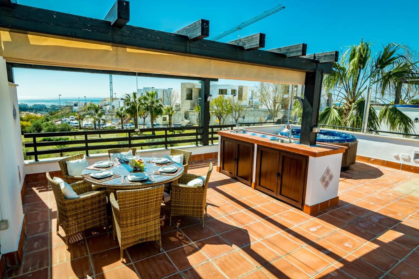 Pass The Keys Spacious 4-bed With Jacuzzi Bbq Marbella