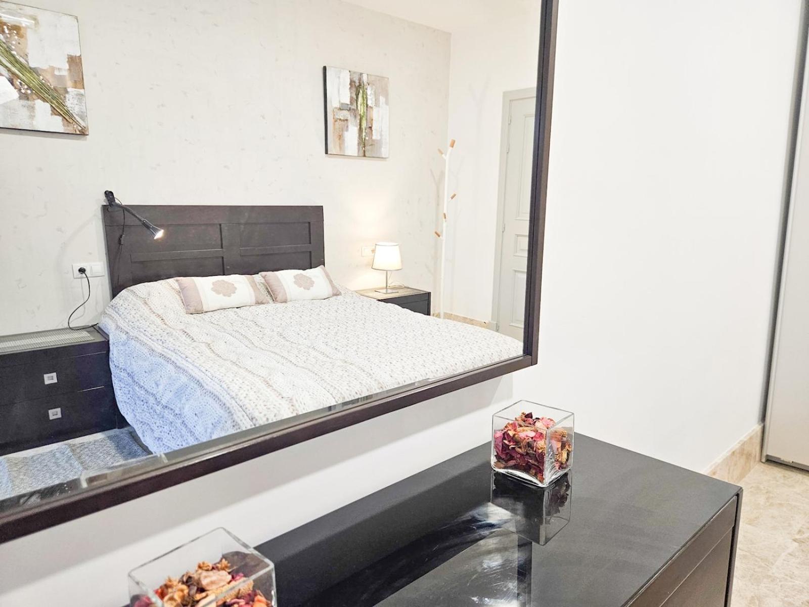 Holiday home Pass The Keys Spacious 4-bed With Jacuzzi Bbq *